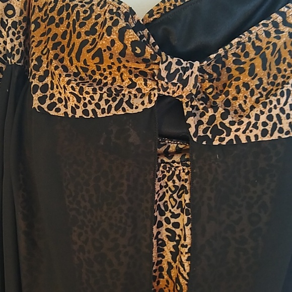 Body Con Romper with sheer overlay - Picture 4 of 5